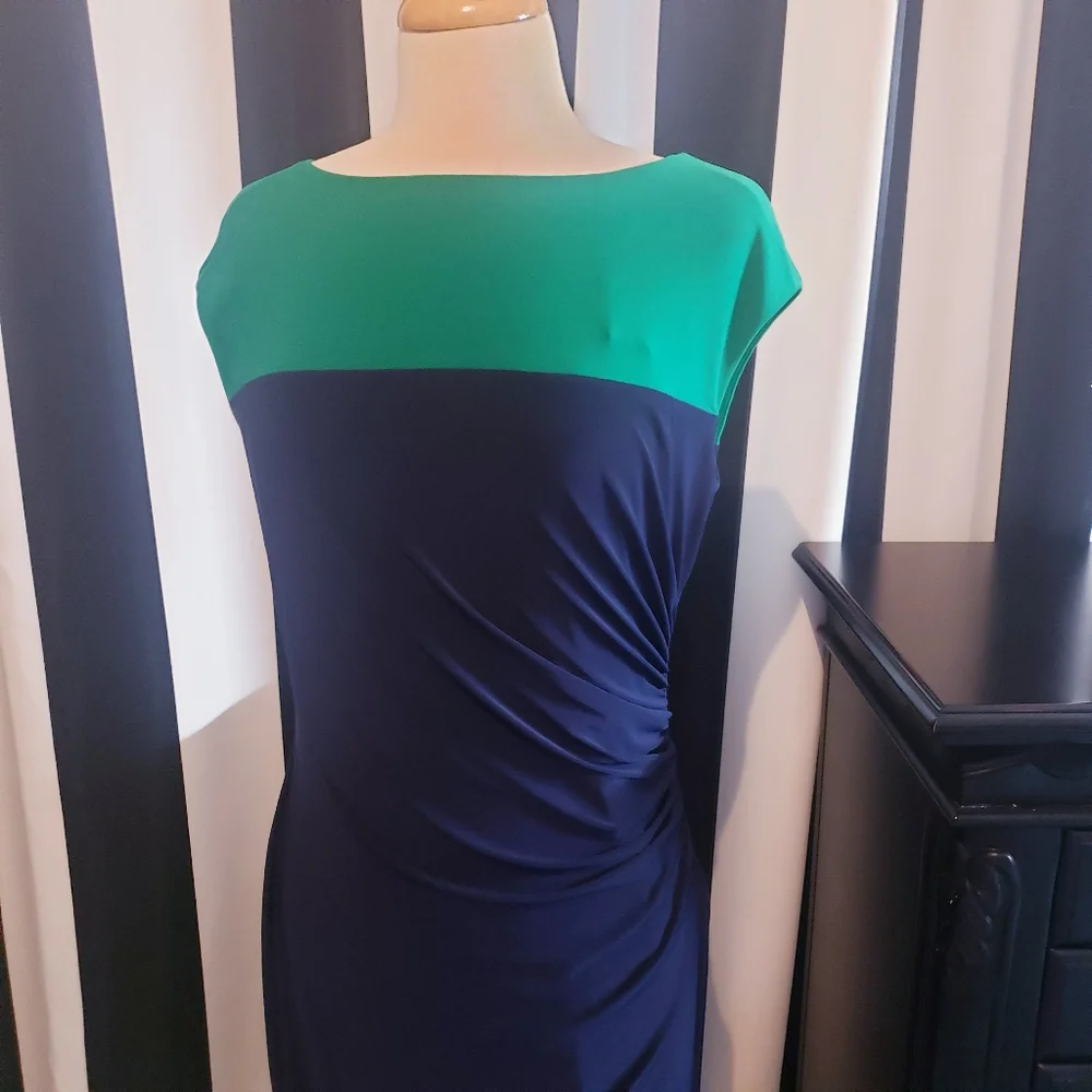 Lauren Ralph Lauren Colorblock Ruched Dress - Picture 8 of 9